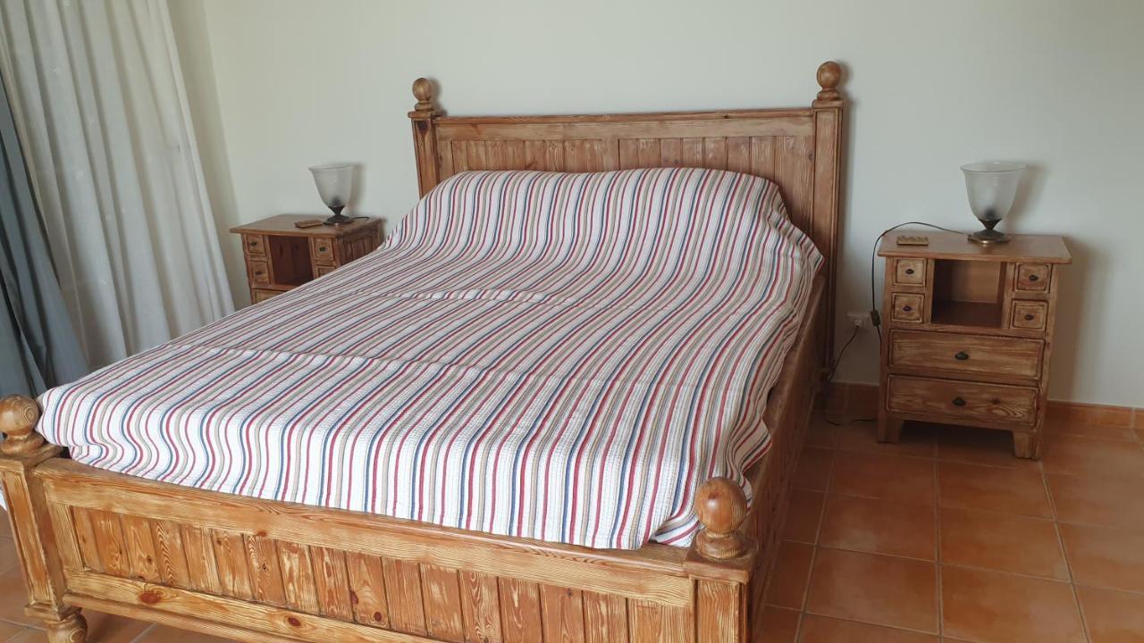 Casa Cereja 'Adults Only' Acomodação com café da manhã Albufeira Exterior foto