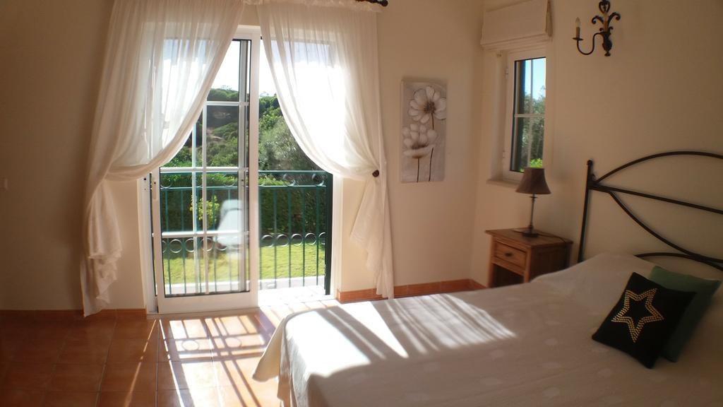 Casa Cereja 'Adults Only' Acomodação com café da manhã Albufeira Exterior foto